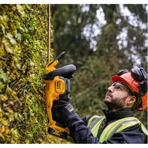 Akumuliatorinės gyvatvorių žirklės DeWALT DCMHT563P1 1x5 Ah